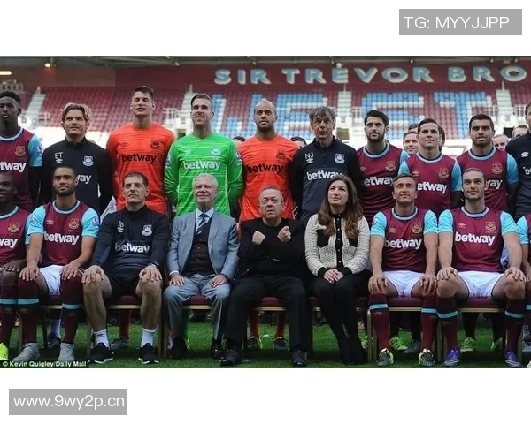 武汉足球队的辉煌崛起与城市联赛的奋斗历程揭秘